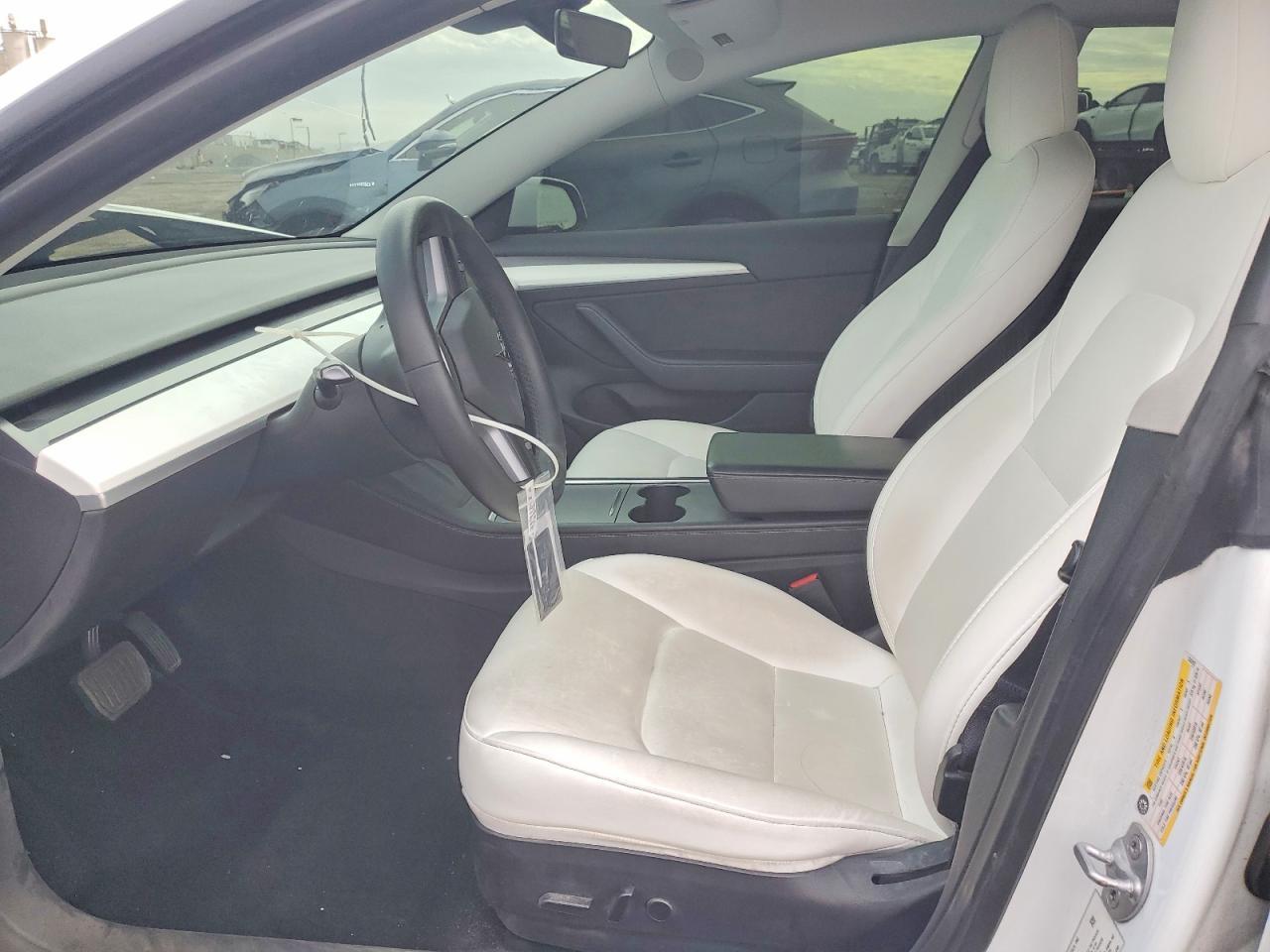 2022 Tesla Model 3 - zdjęcie 7