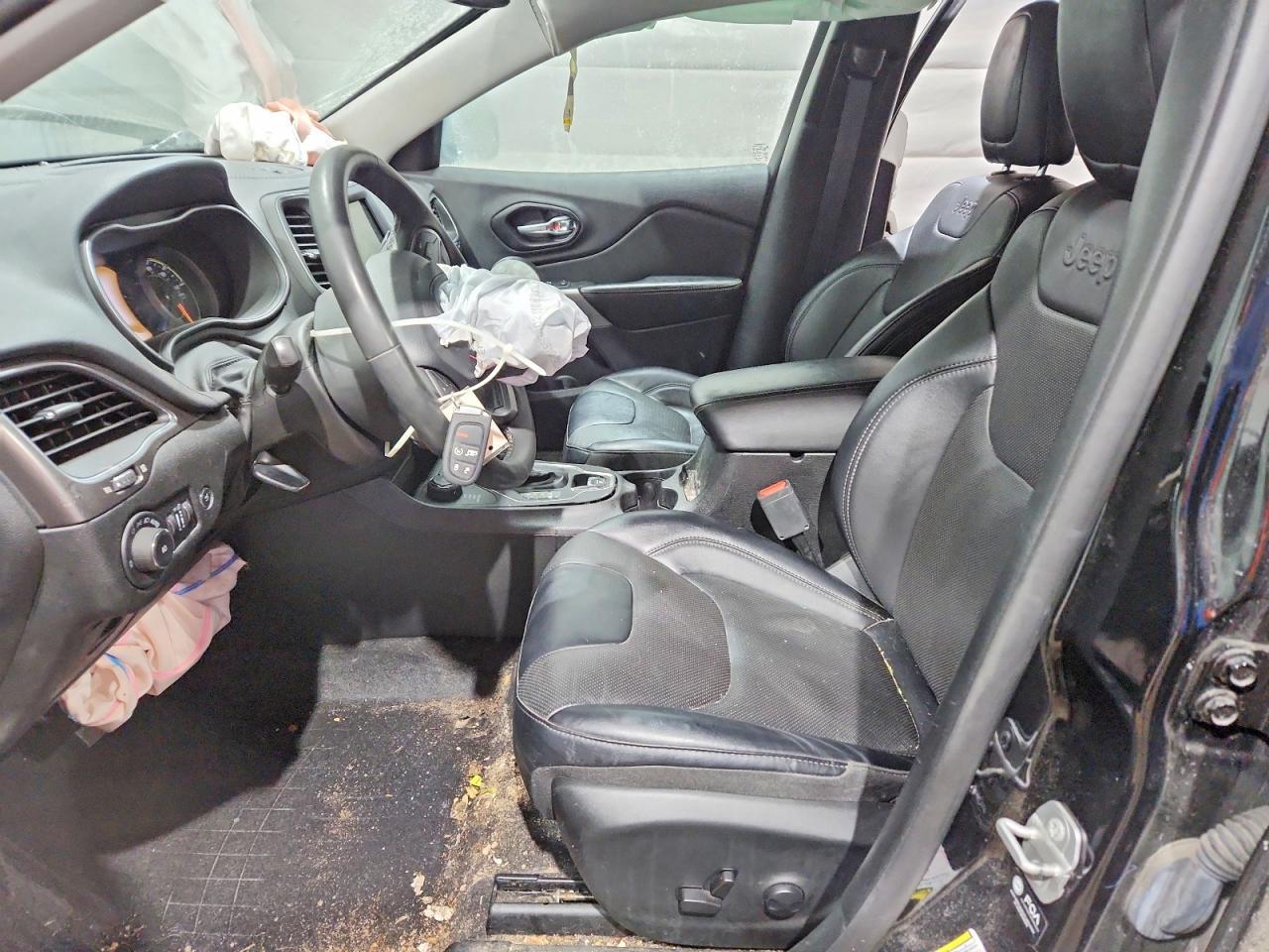 2022 Jeep Cherokee Latitude Lux - zdjęcie 7