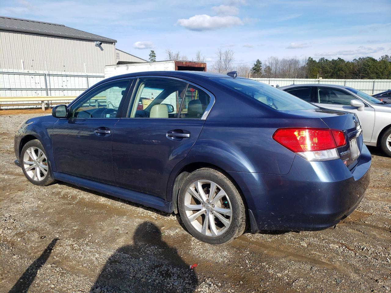 2014 Subaru Legacy 2.5I Limited - zdjęcie 2