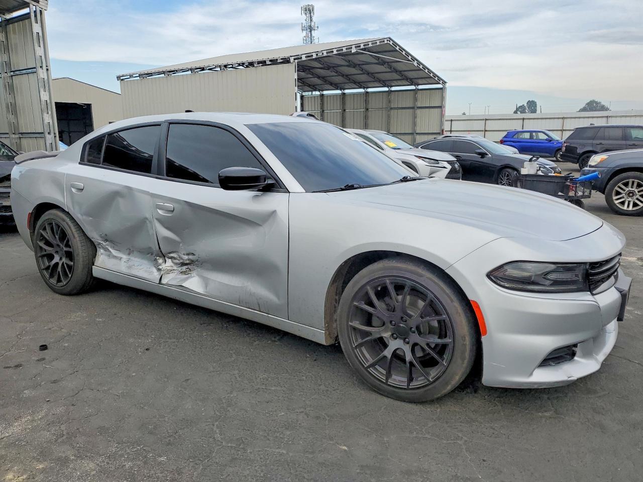 2019 Dodge Charger Sxt - zdjęcie 4