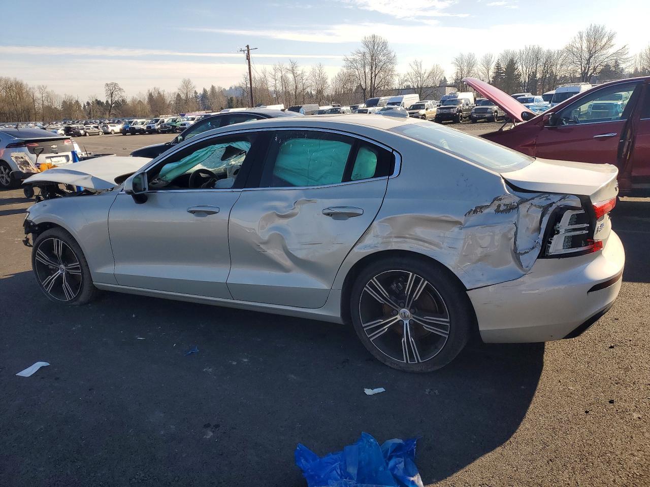 2019 Volvo S60 T5 Inscription - zdjęcie 2