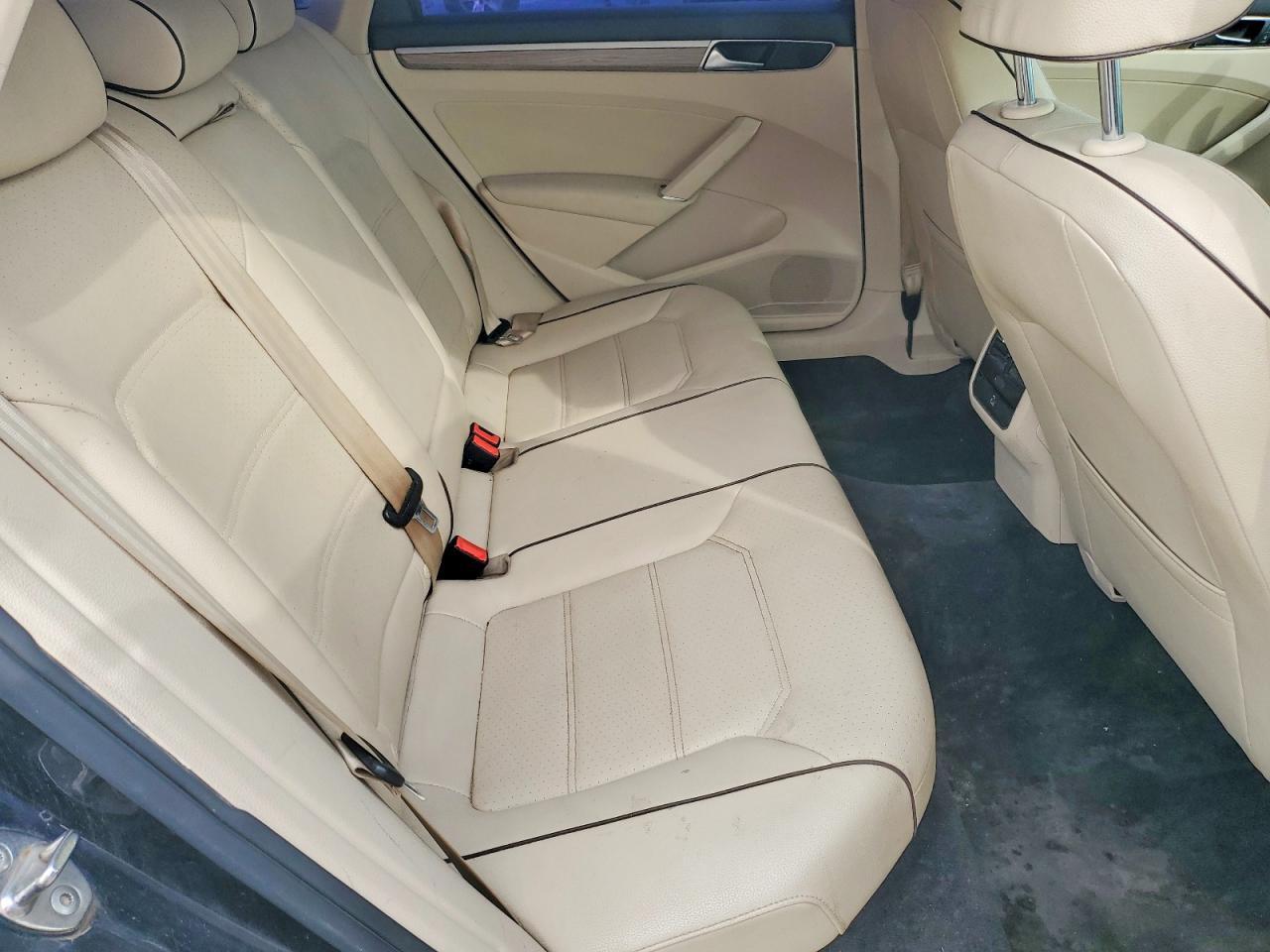 2018 Volkswagen Passat Se - zdjęcie 10