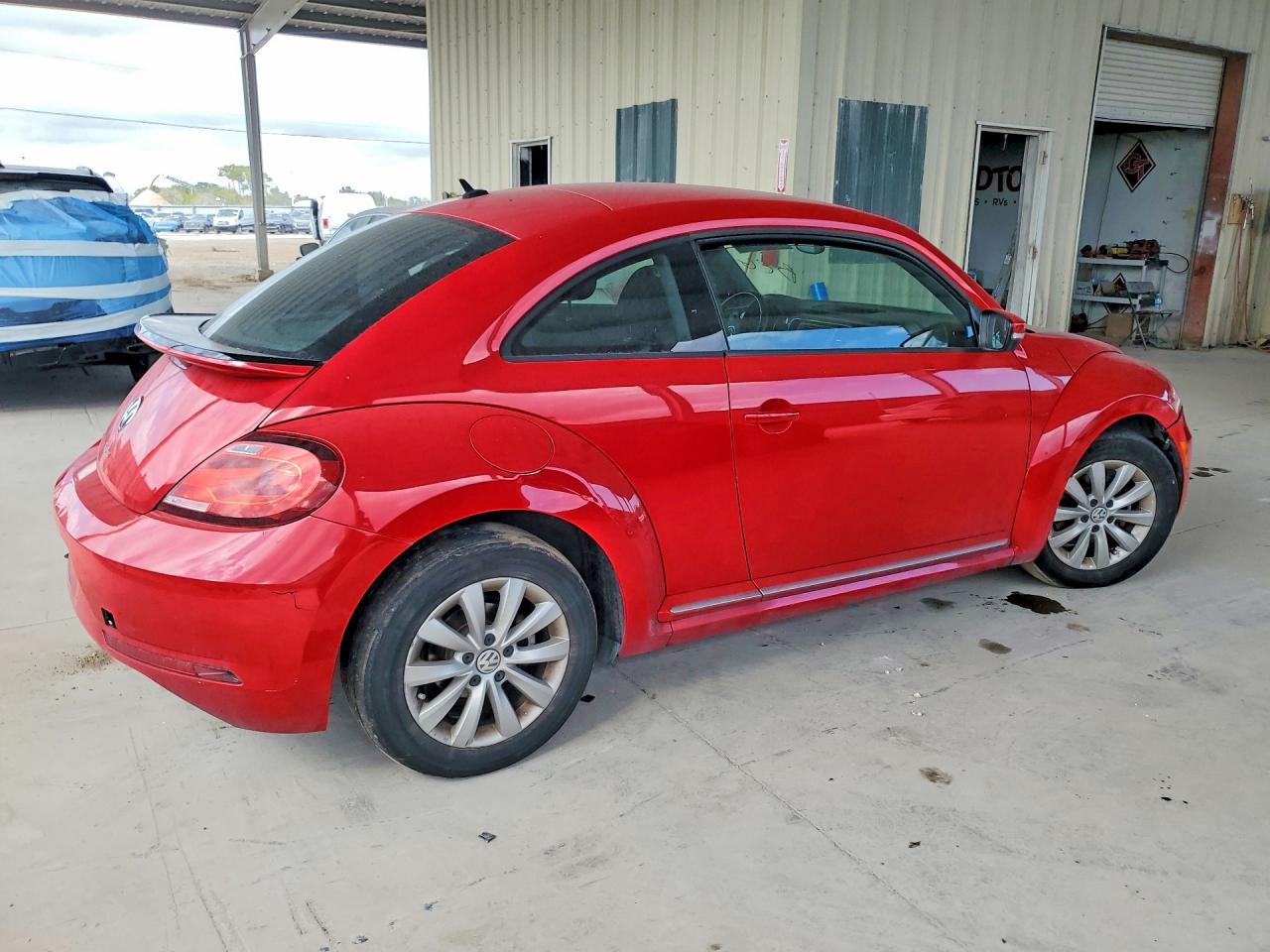 2019 Volkswagen Beetle S - zdjęcie 3