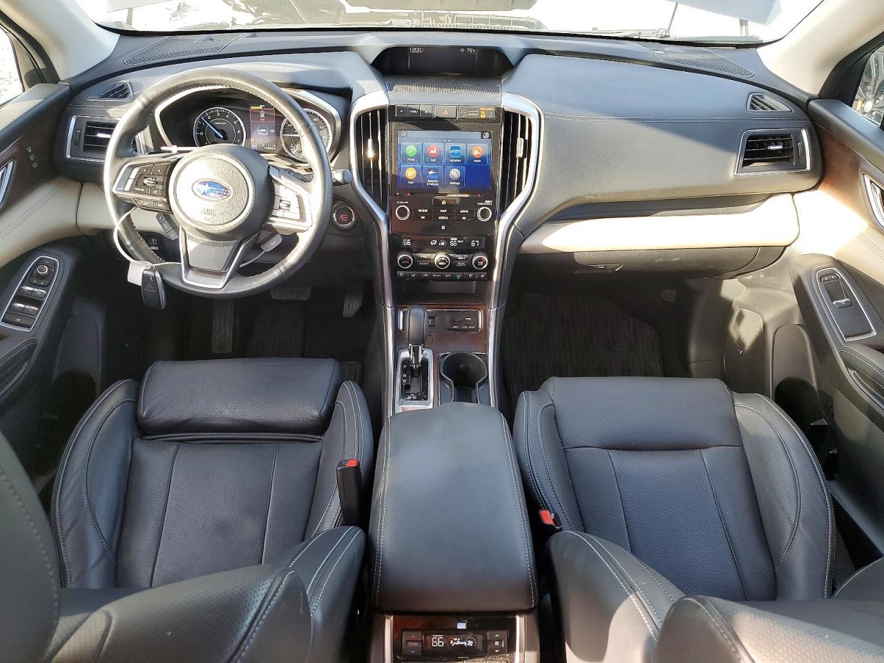 2022 Subaru Ascent Touring - zdjęcie 8