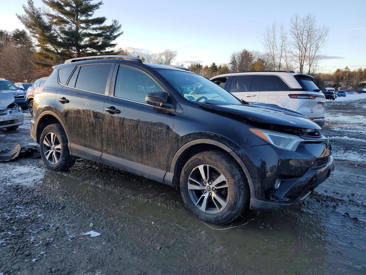 2018 Toyota Rav4 Adventure - zdjęcie 4