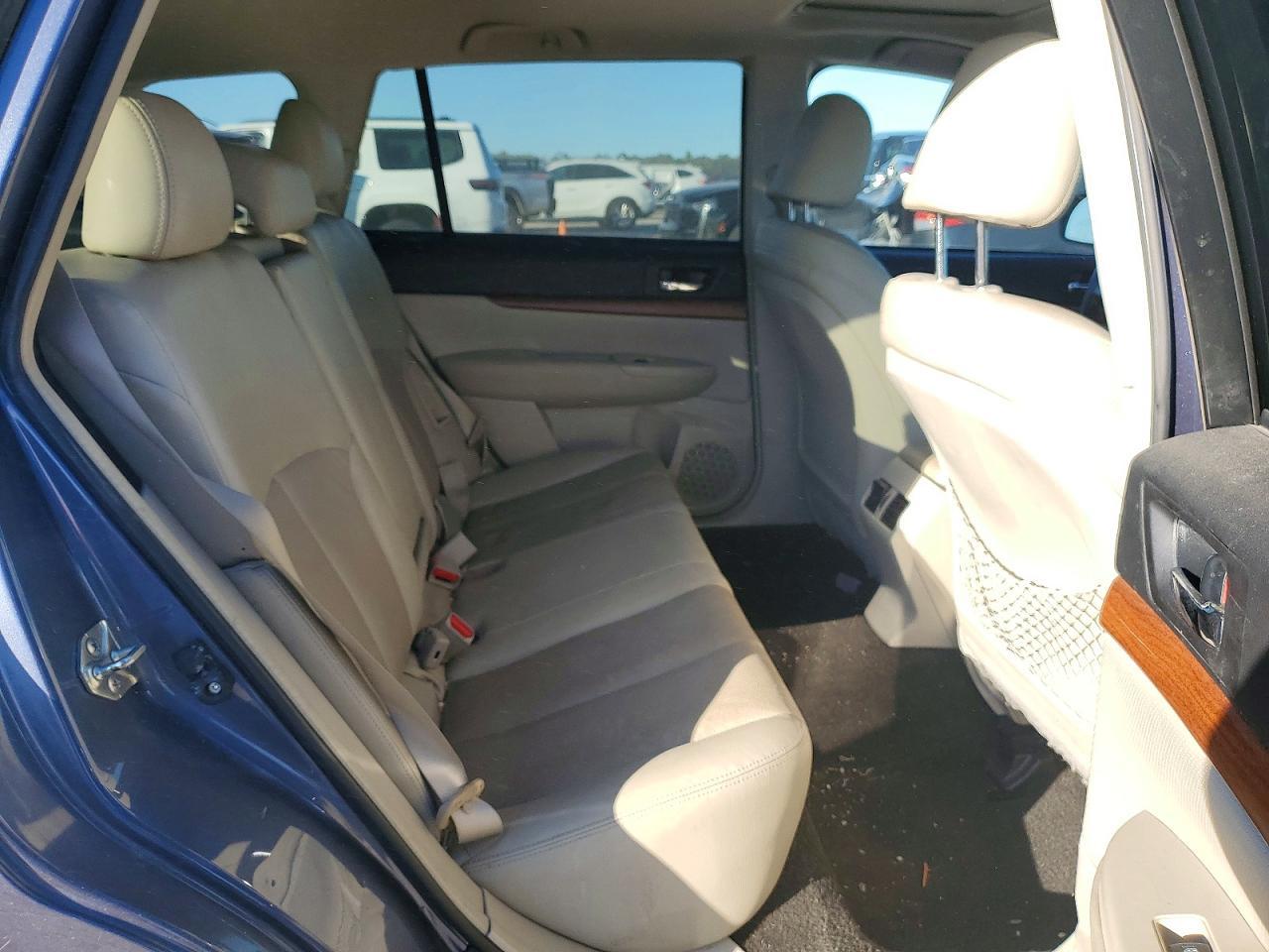 2014 Subaru Outback 2.5I Limited - zdjęcie 11