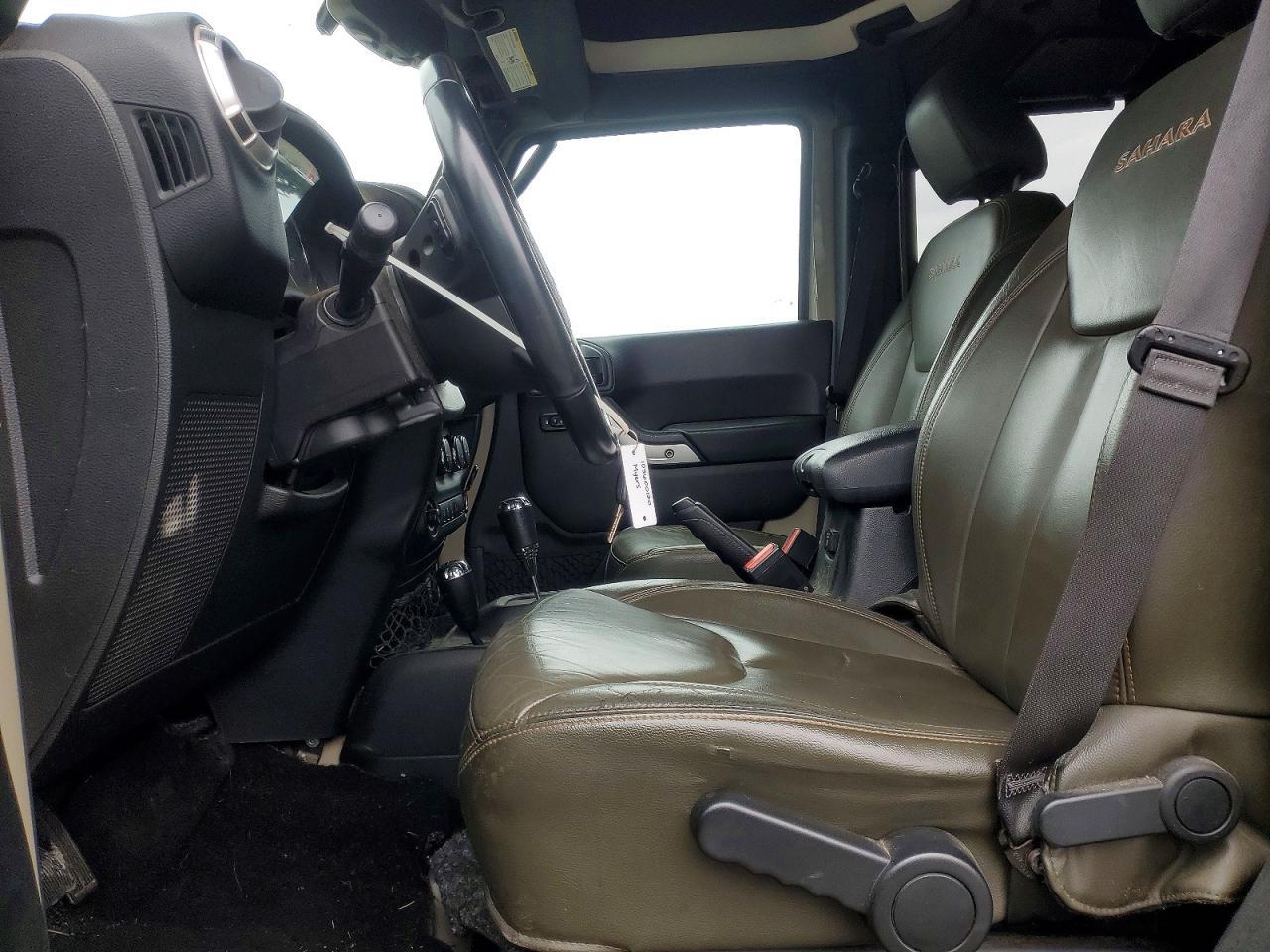 2017 Jeep Wrangler Unlimited Sahara - zdjęcie 7