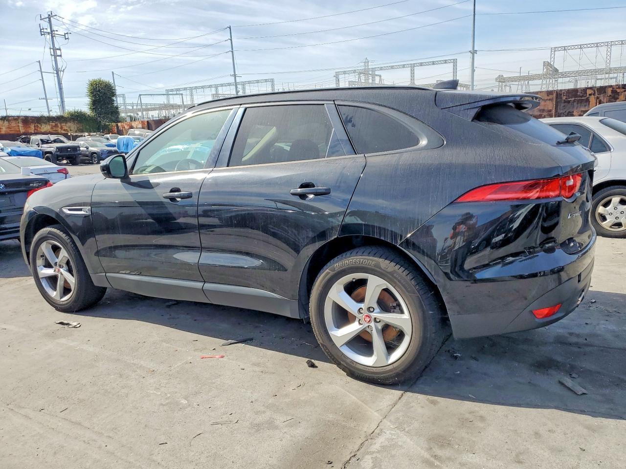 2017 Jaguar F-Pace Premium - zdjęcie 2