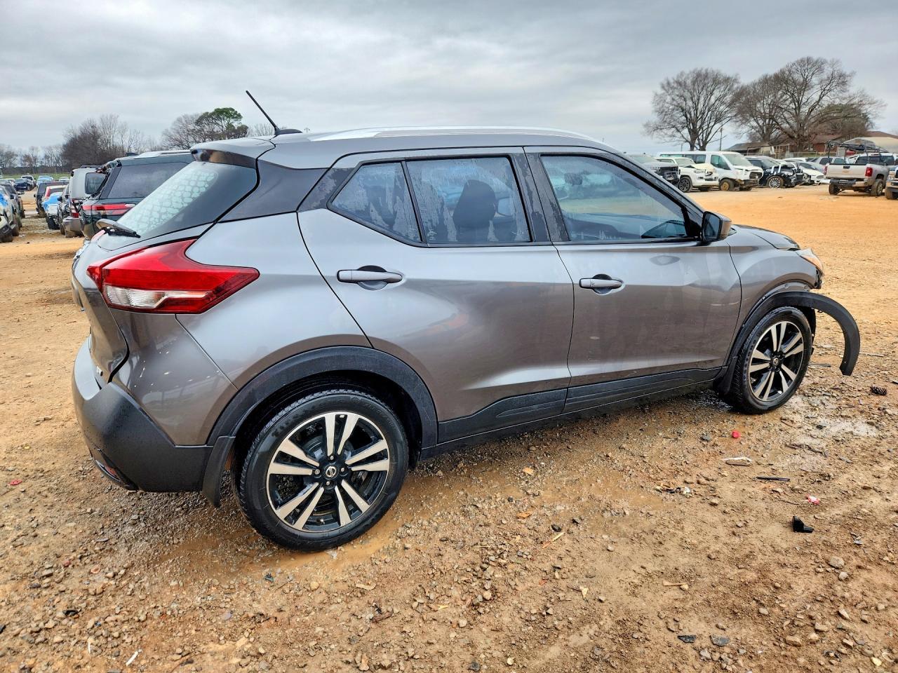 2018 Nissan Kicks Sv - zdjęcie 3