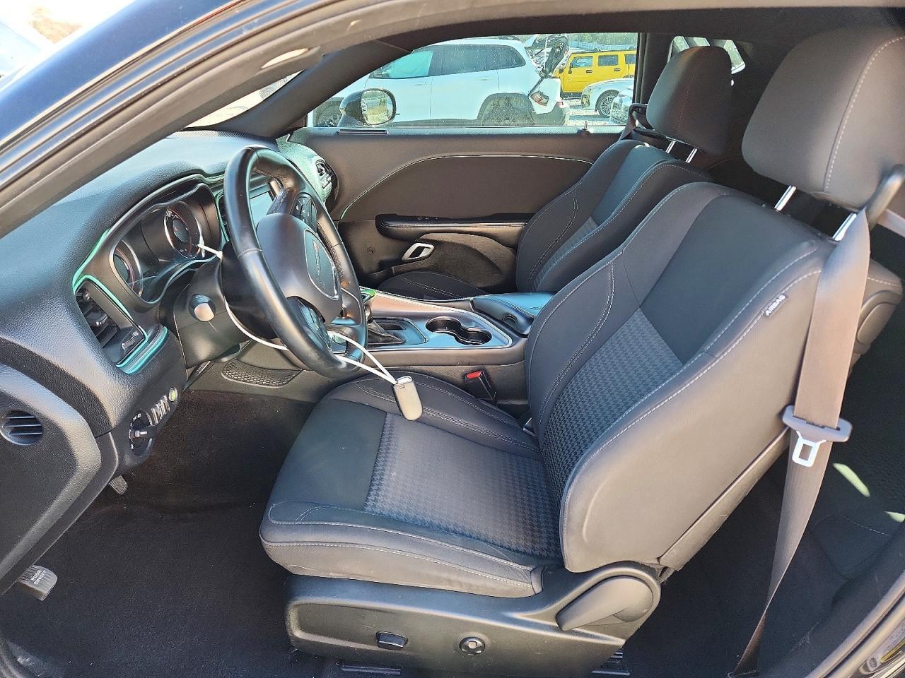 2019 Dodge Challenger Sxt - zdjęcie 7