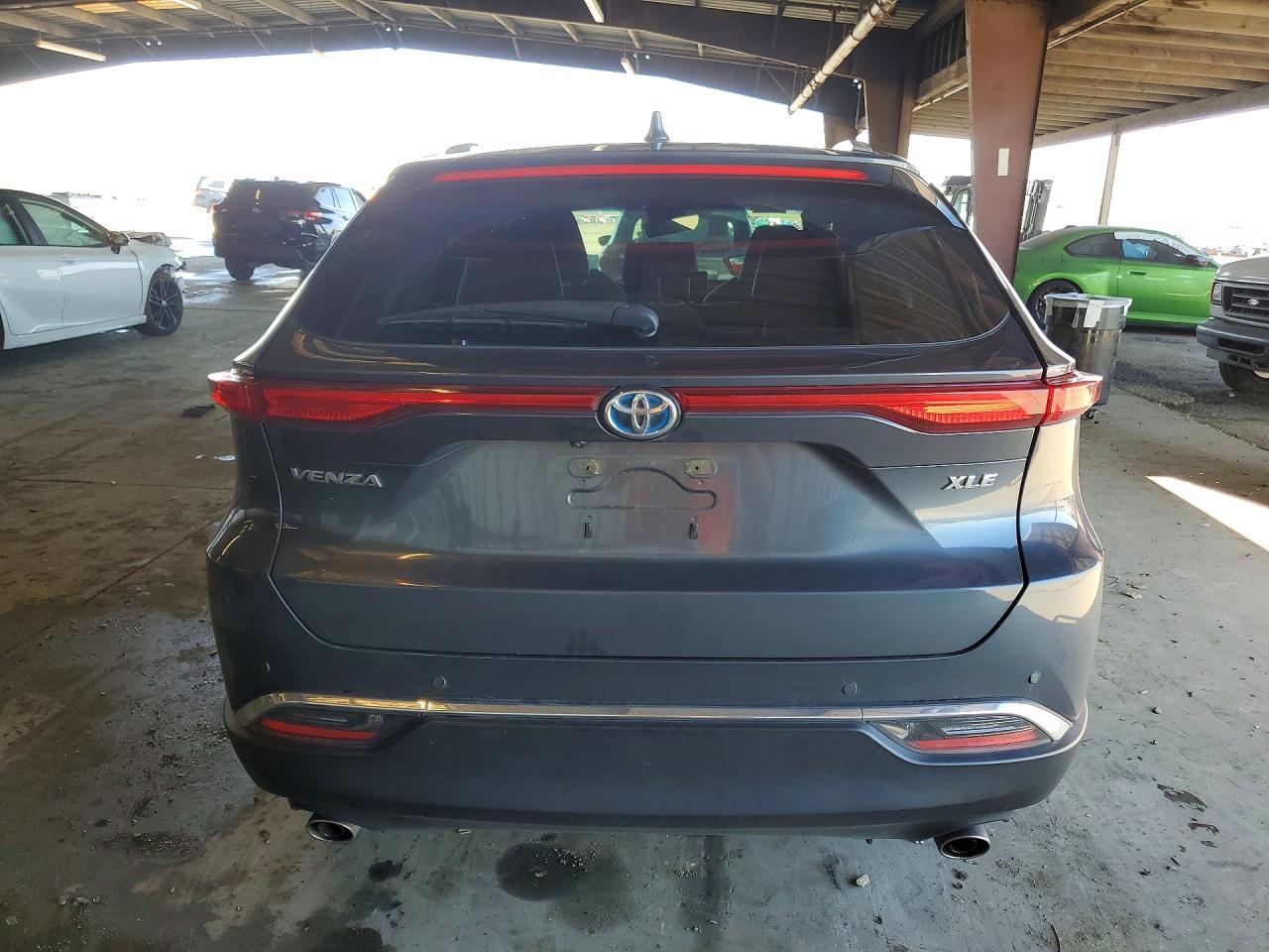 2023 Toyota Venza Xle - zdjęcie 6