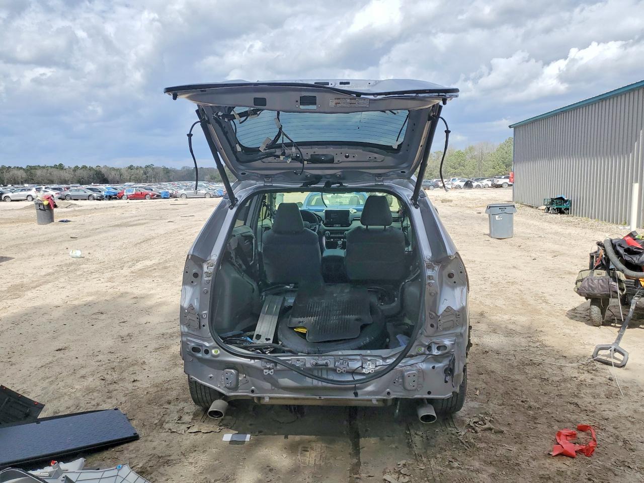 2023 Toyota Rav4 Hybrid Xle Premium - zdjęcie 6