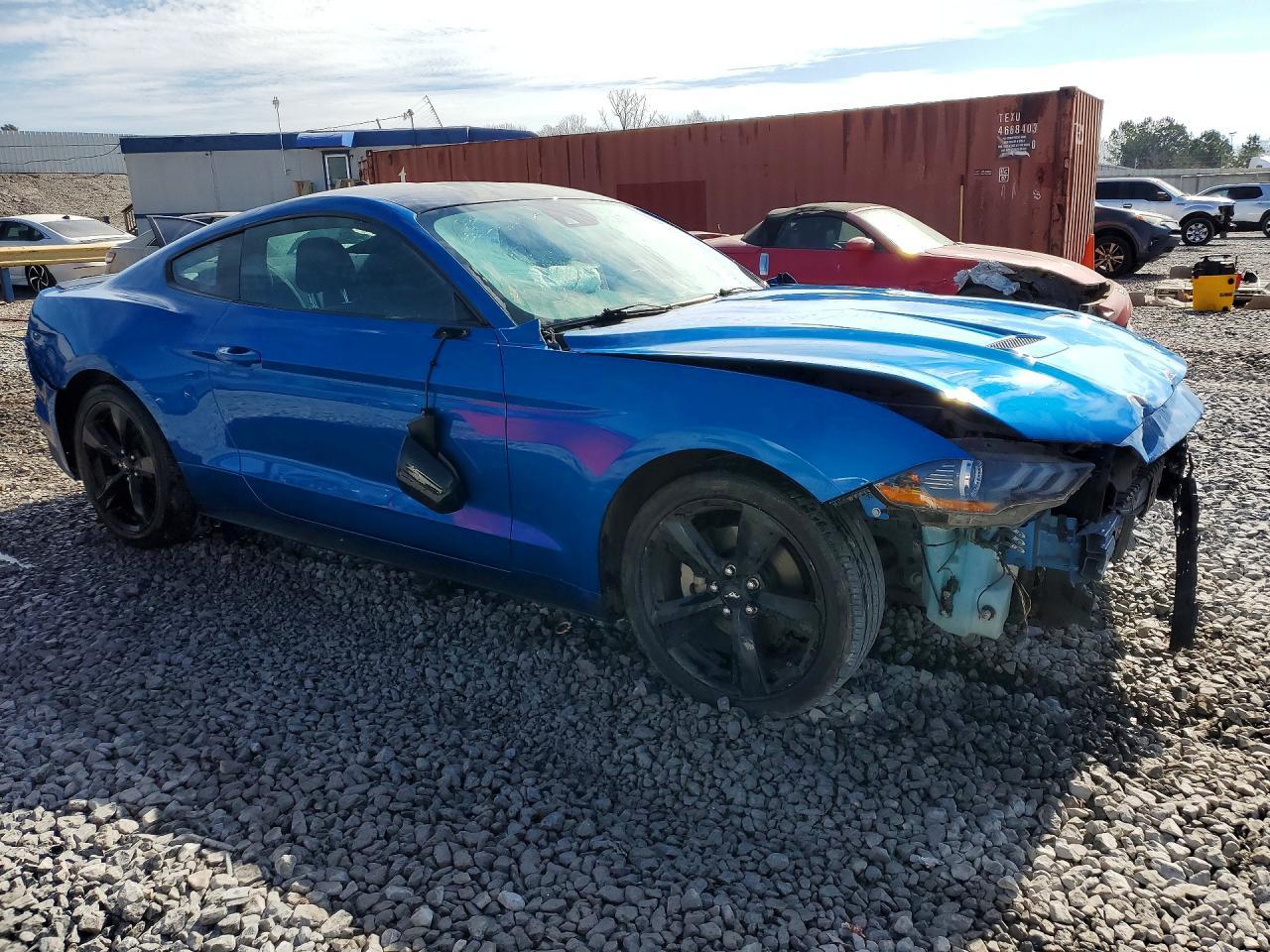 2021 Ford Mustang - zdjęcie 4