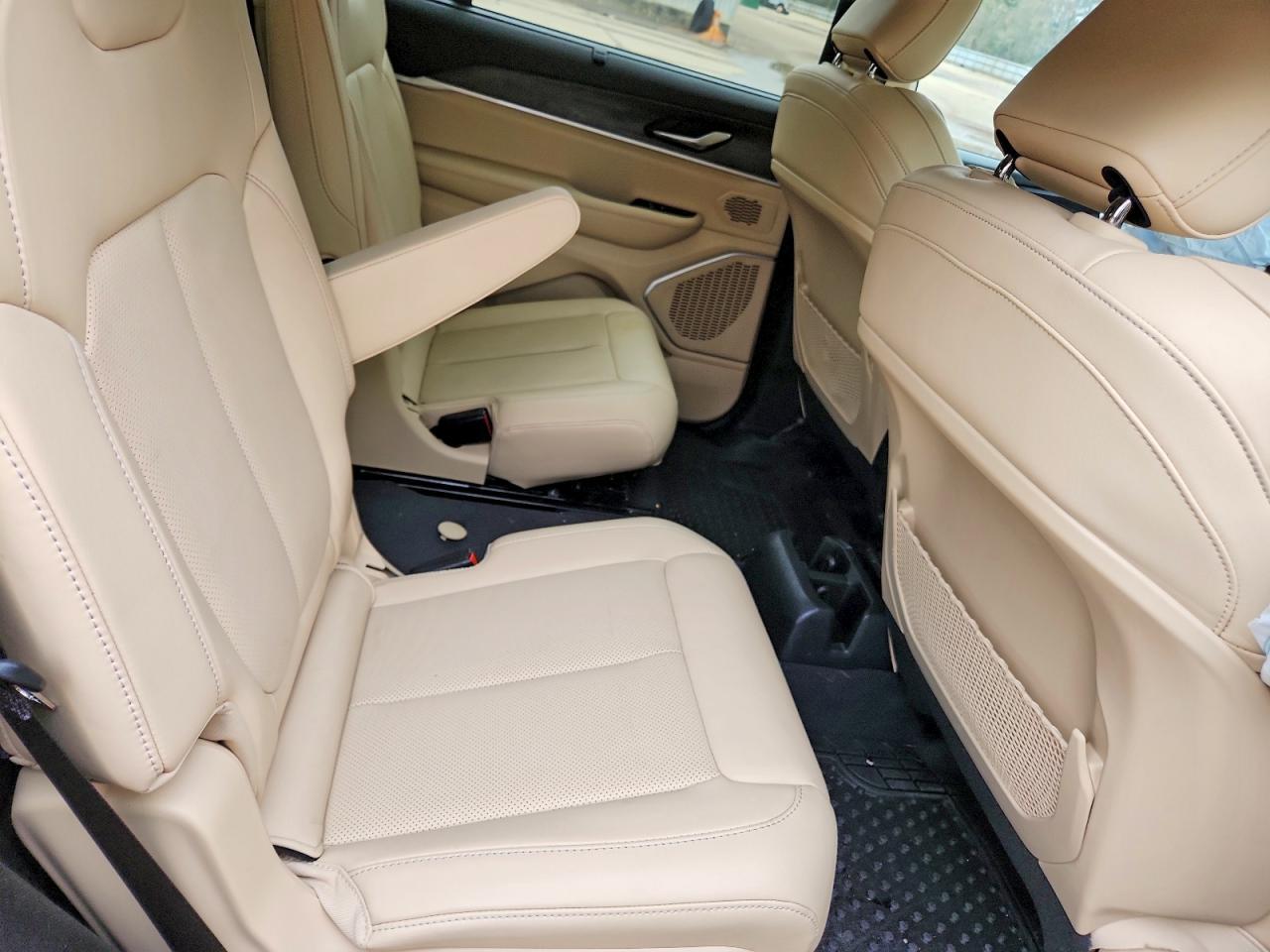 2022 Jeep Grand Cherokee L Limited - zdjęcie 10