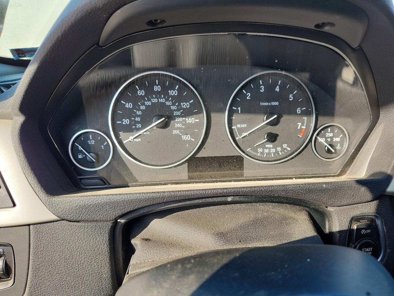 2016 BMW 320 I - zdjęcie 9