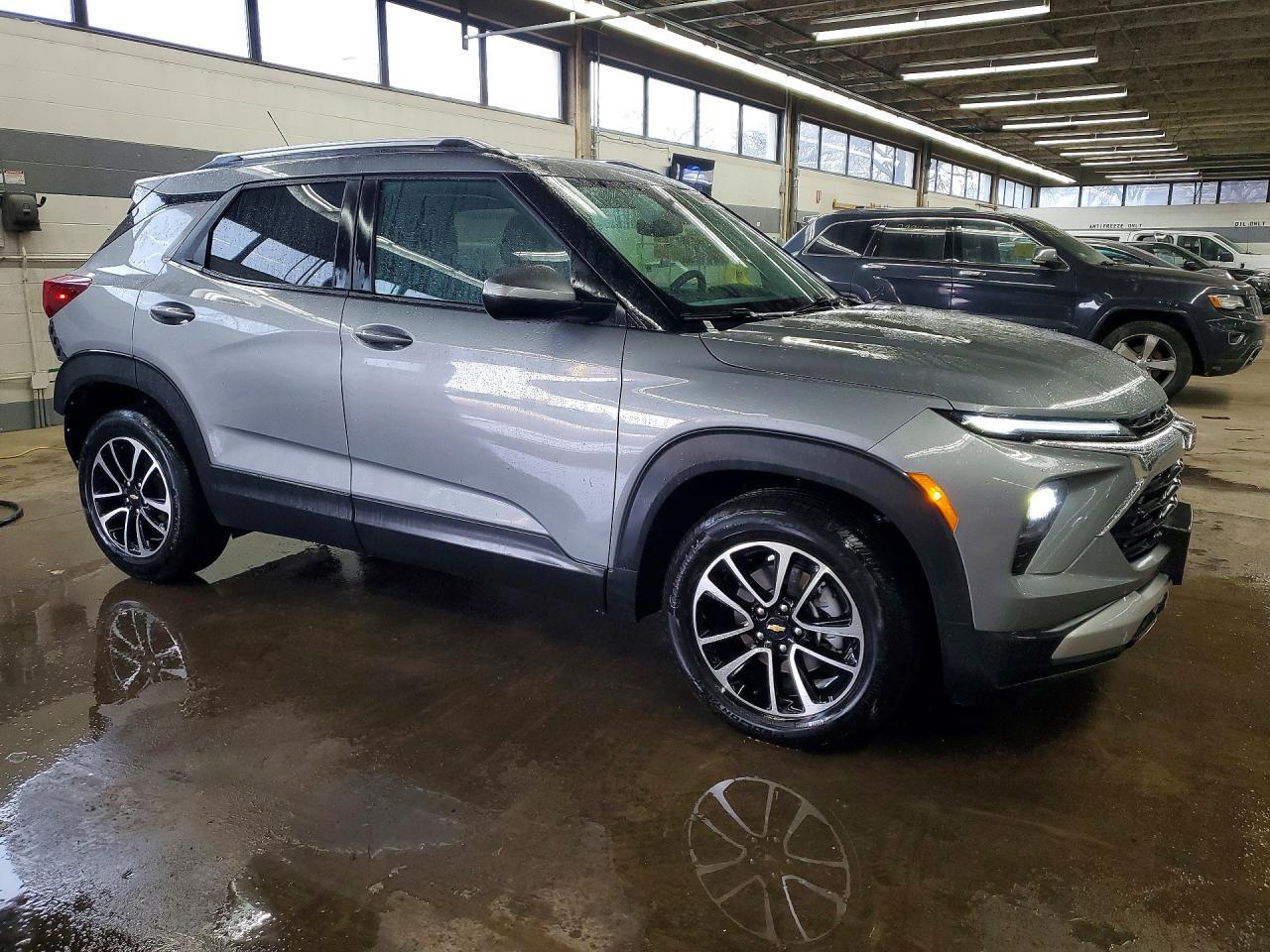 2025 Chevrolet Trailblazer Lt - zdjęcie 4