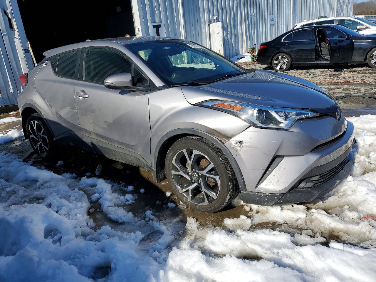 2018 Toyota C-Hr Xle Premium - zdjęcie 4