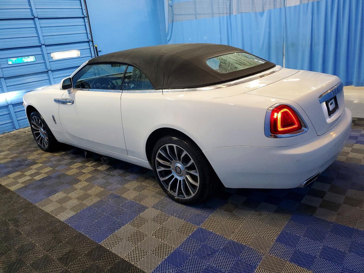 2017 Rolls-Royce Dawn - zdjęcie 2