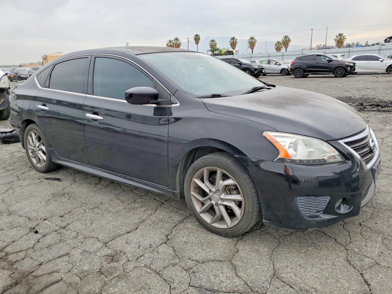 2014 Nissan Sentra S - zdjęcie 4