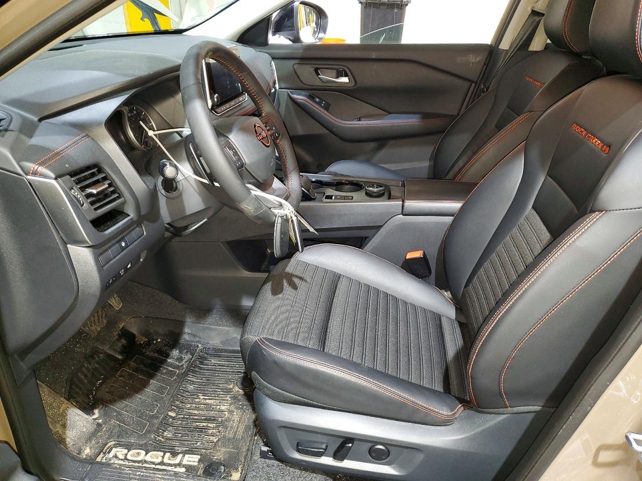 2025 Nissan Rogue - zdjęcie 7