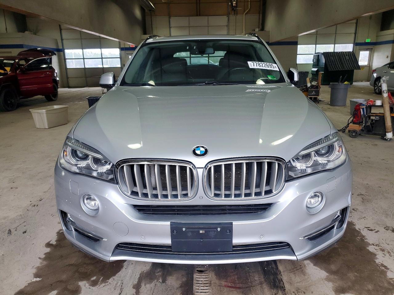 2015 BMW X5 xDrive50I - zdjęcie 5