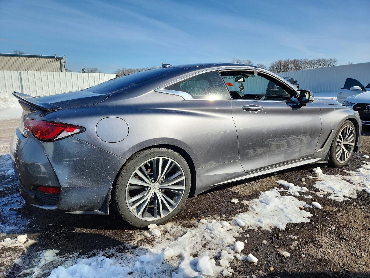 2018 Infiniti Q60 Luxe 300 - zdjęcie 3