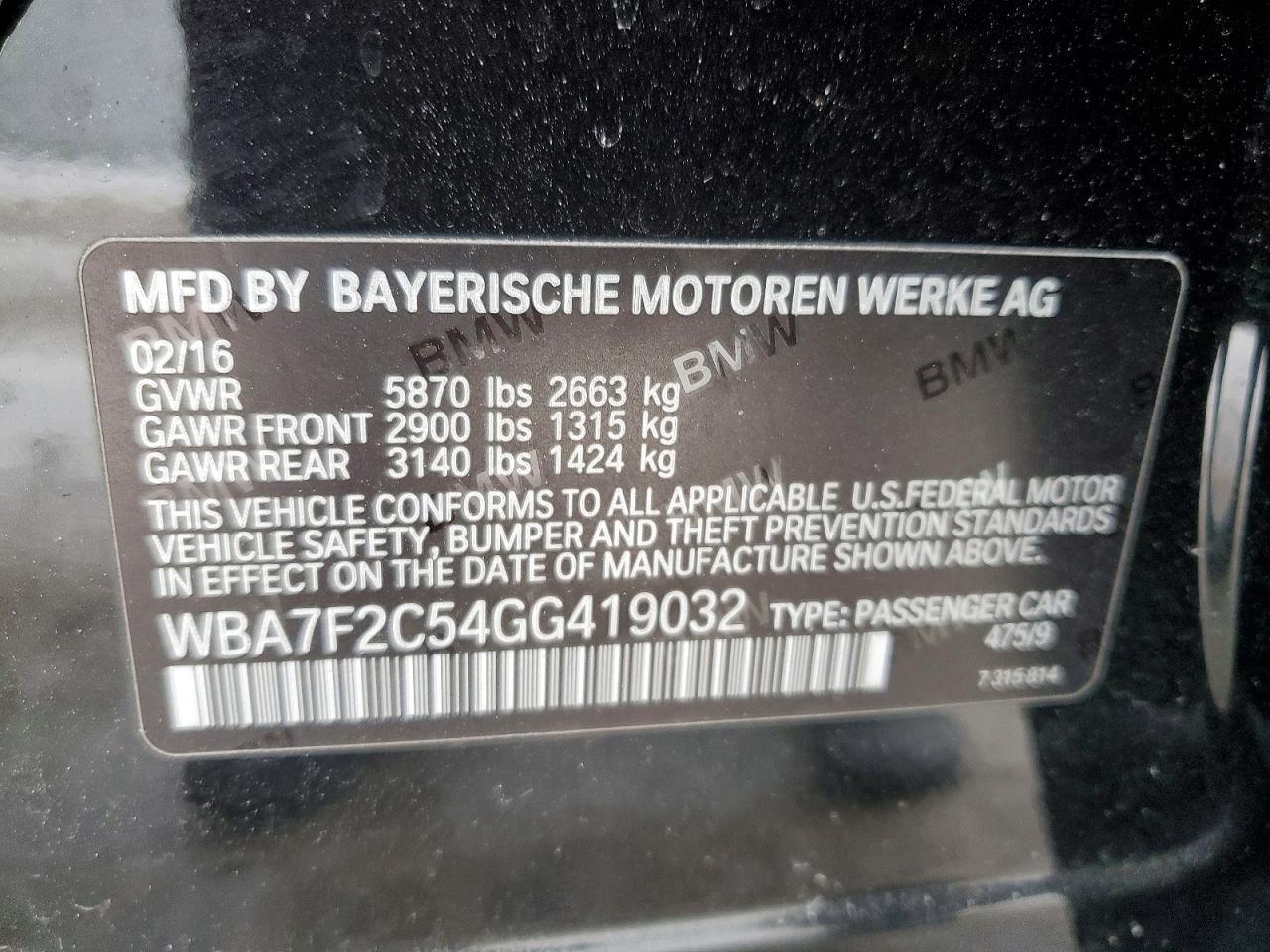 2016 BMW 750 Xi - zdjęcie 12