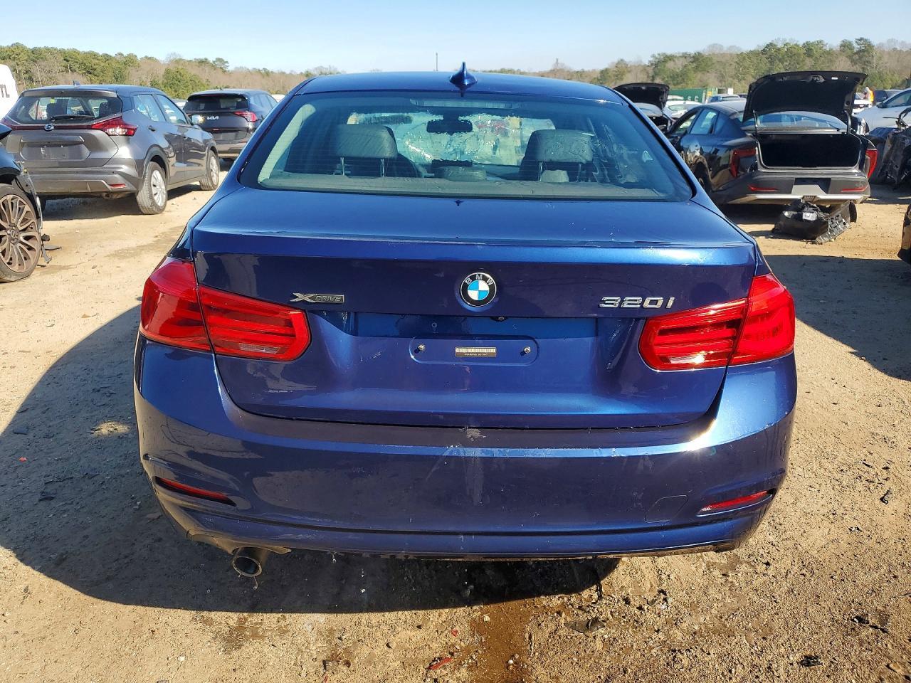 2018 BMW 320 Xi - zdjęcie 6