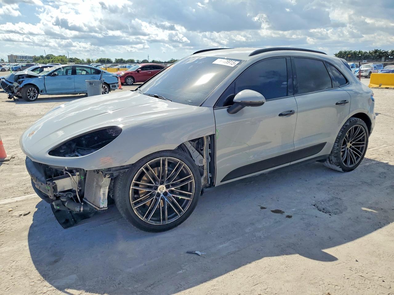 2020 Porsche Macan - zdjęcie główne