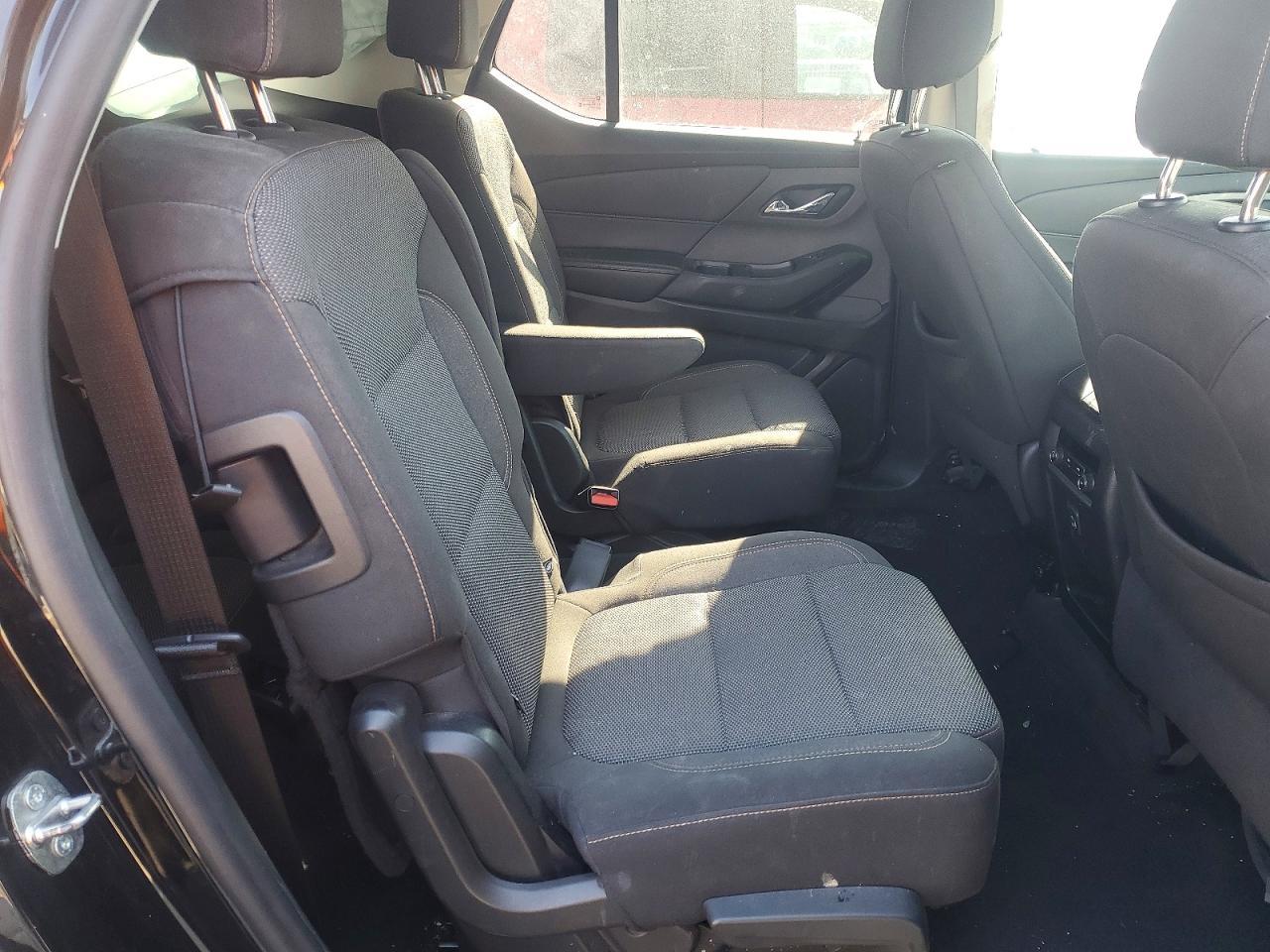 2021 Chevrolet Traverse Lt - zdjęcie 11