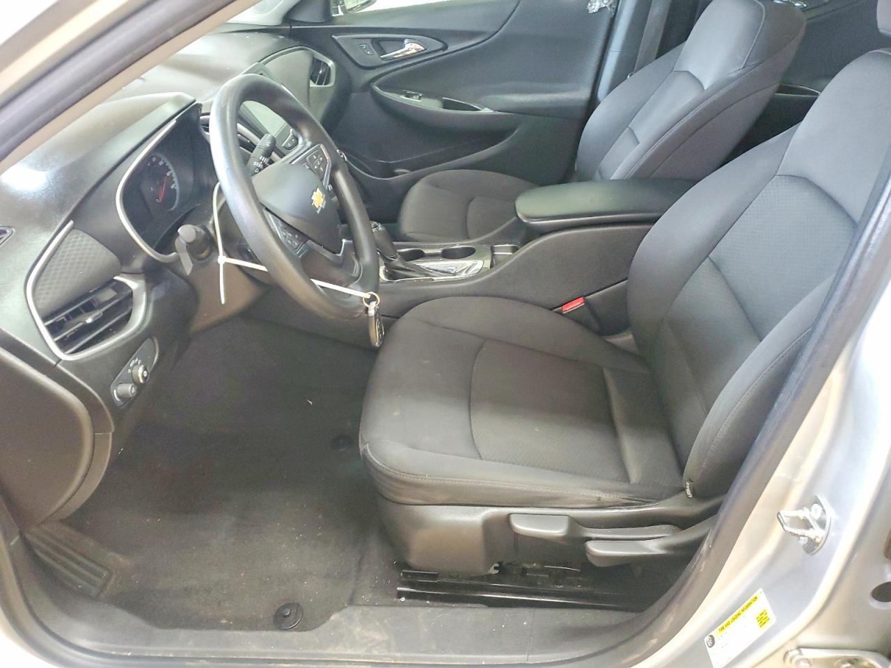 2016 Chevrolet Malibu Ls - zdjęcie 7