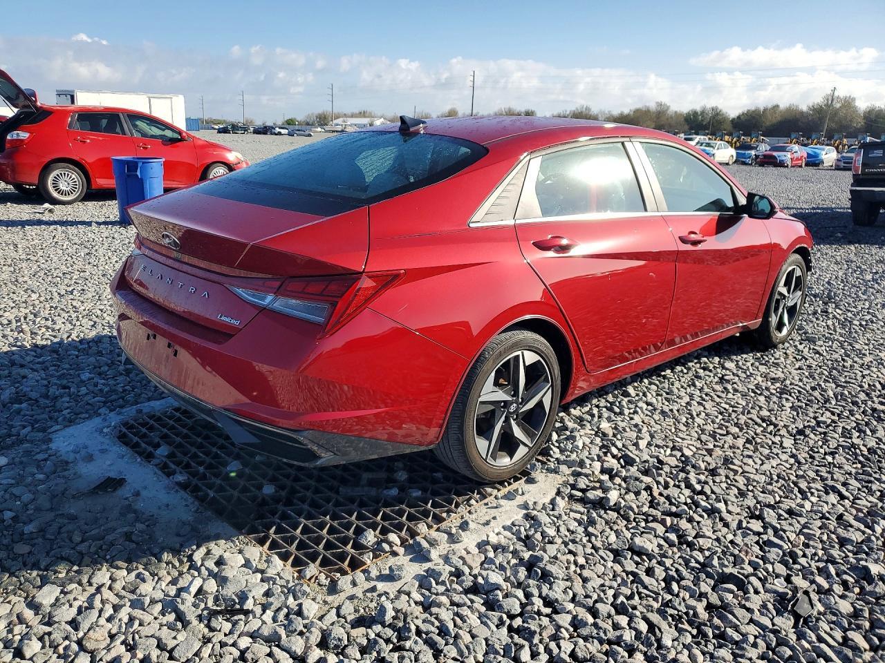 2022 Hyundai Elantra Limited - zdjęcie 3