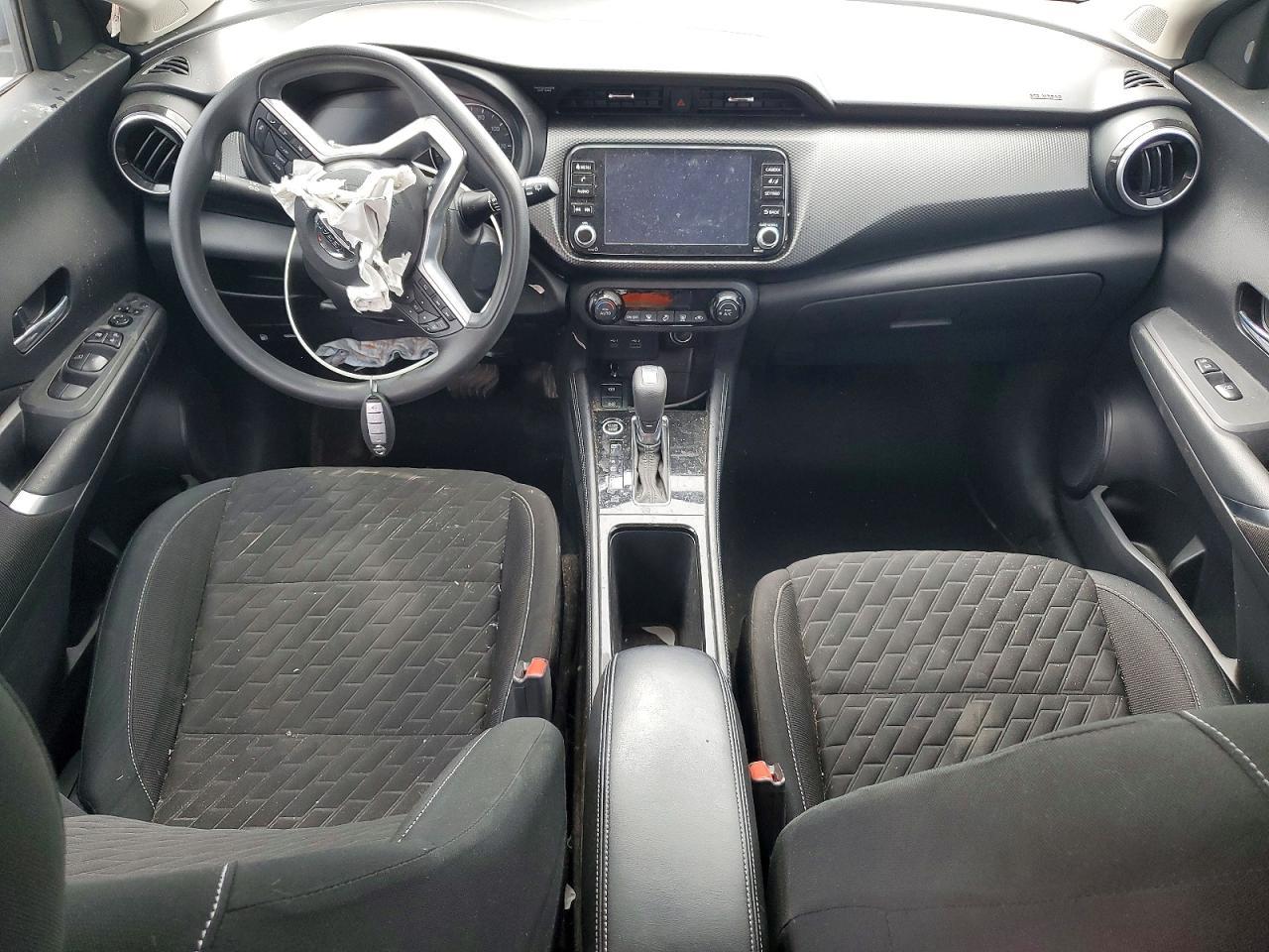 2021 Nissan Kicks Sv - zdjęcie 8