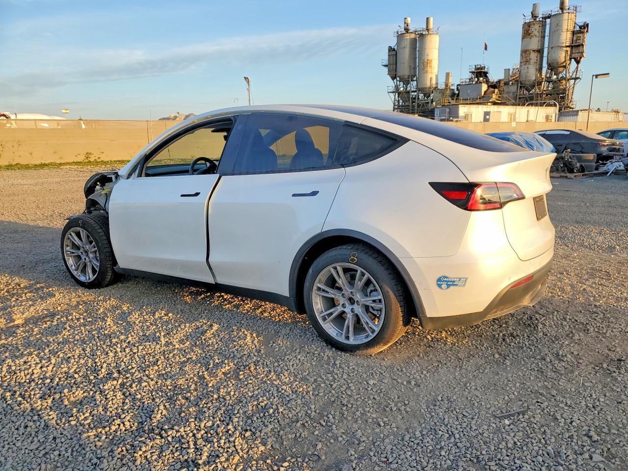 2021 Tesla Model Y - zdjęcie 2