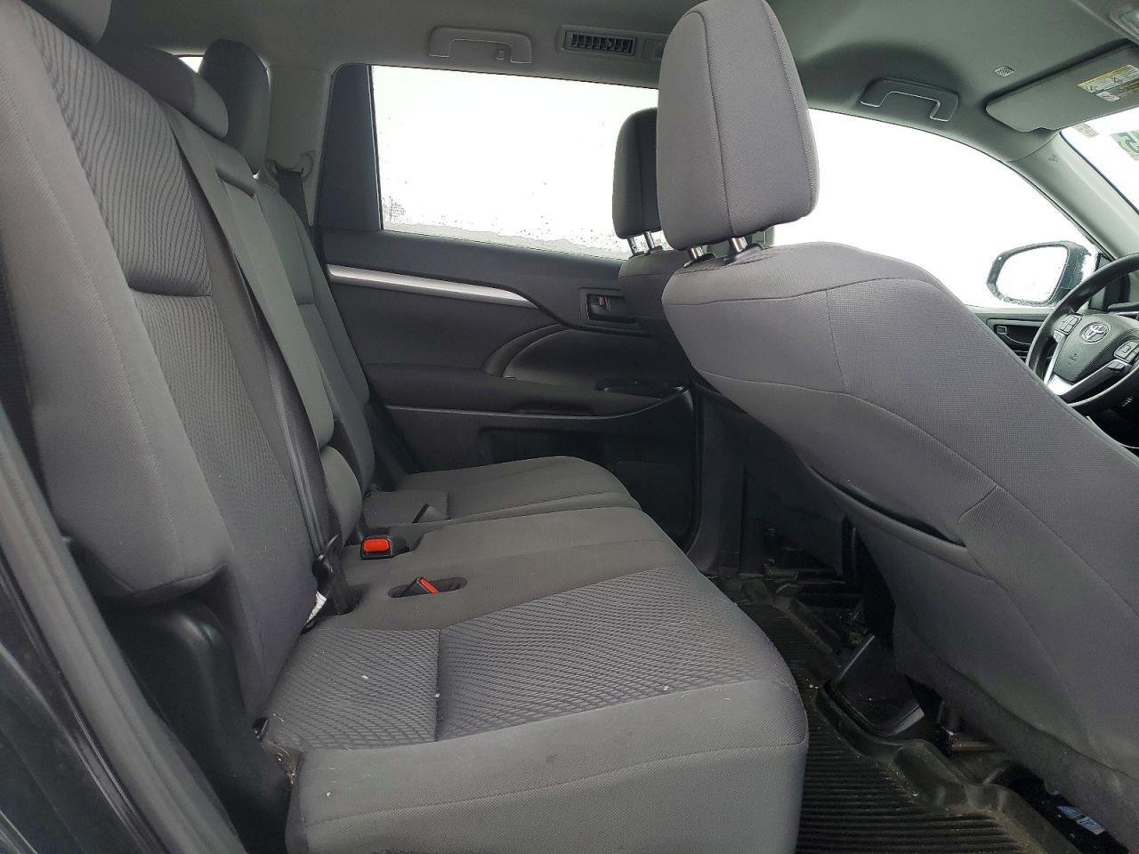 2019 Toyota Highlander Le - zdjęcie 11