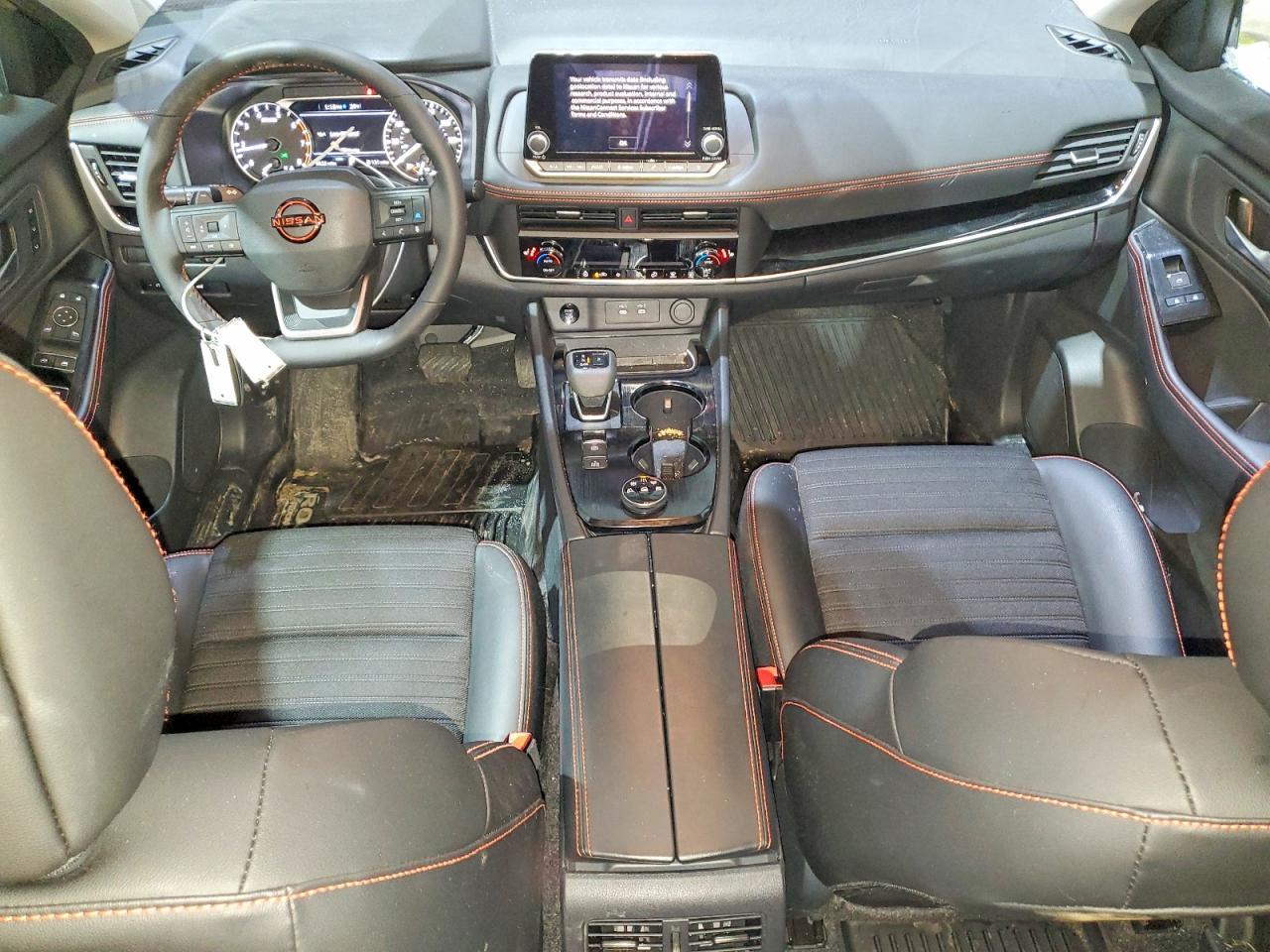 2025 Nissan Rogue - zdjęcie 8