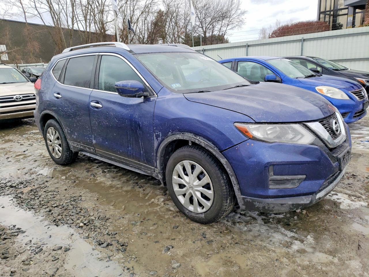 2017 Nissan Rogue S - zdjęcie 4