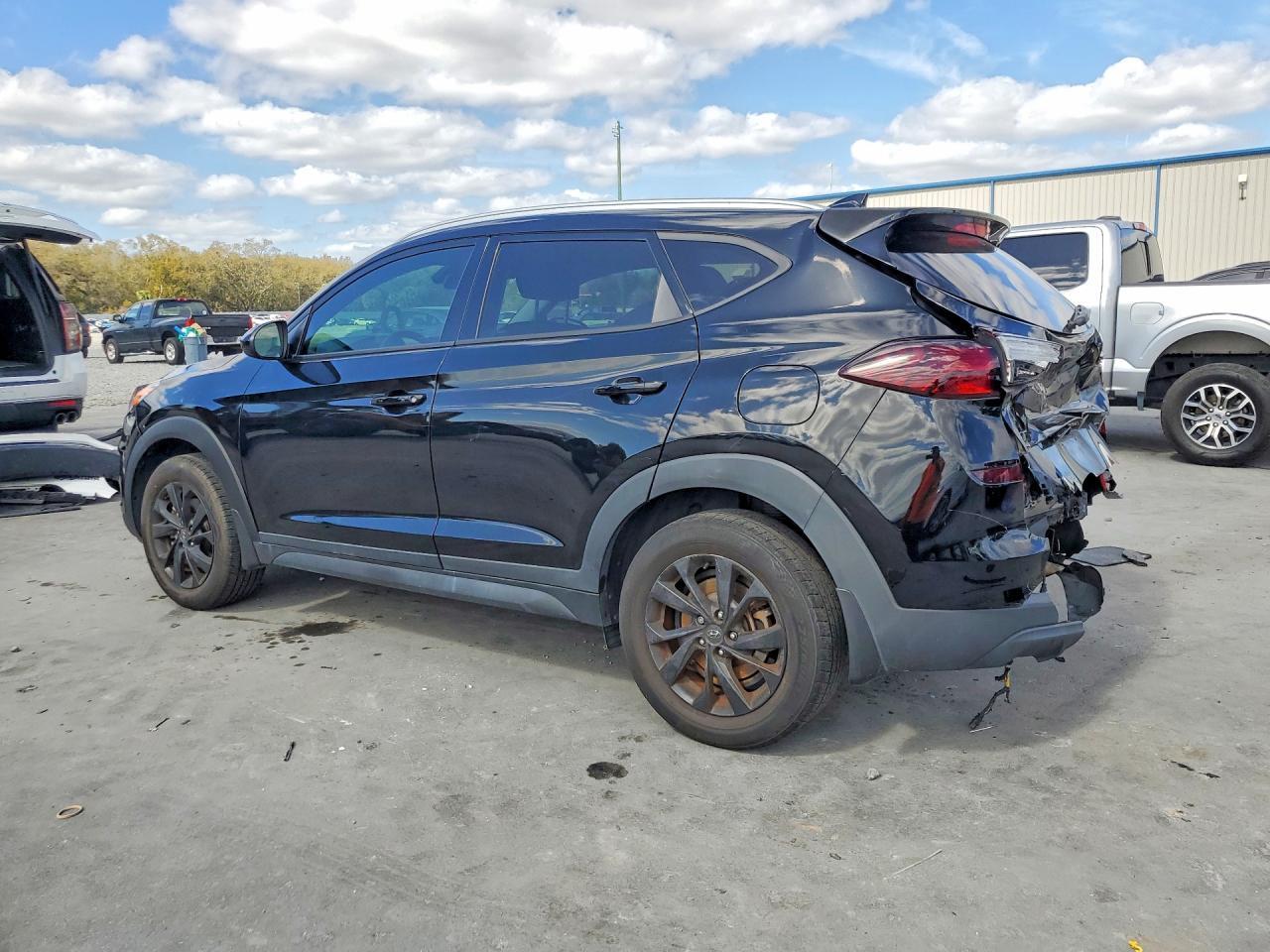 2020 Hyundai Tucson Limited - zdjęcie 2