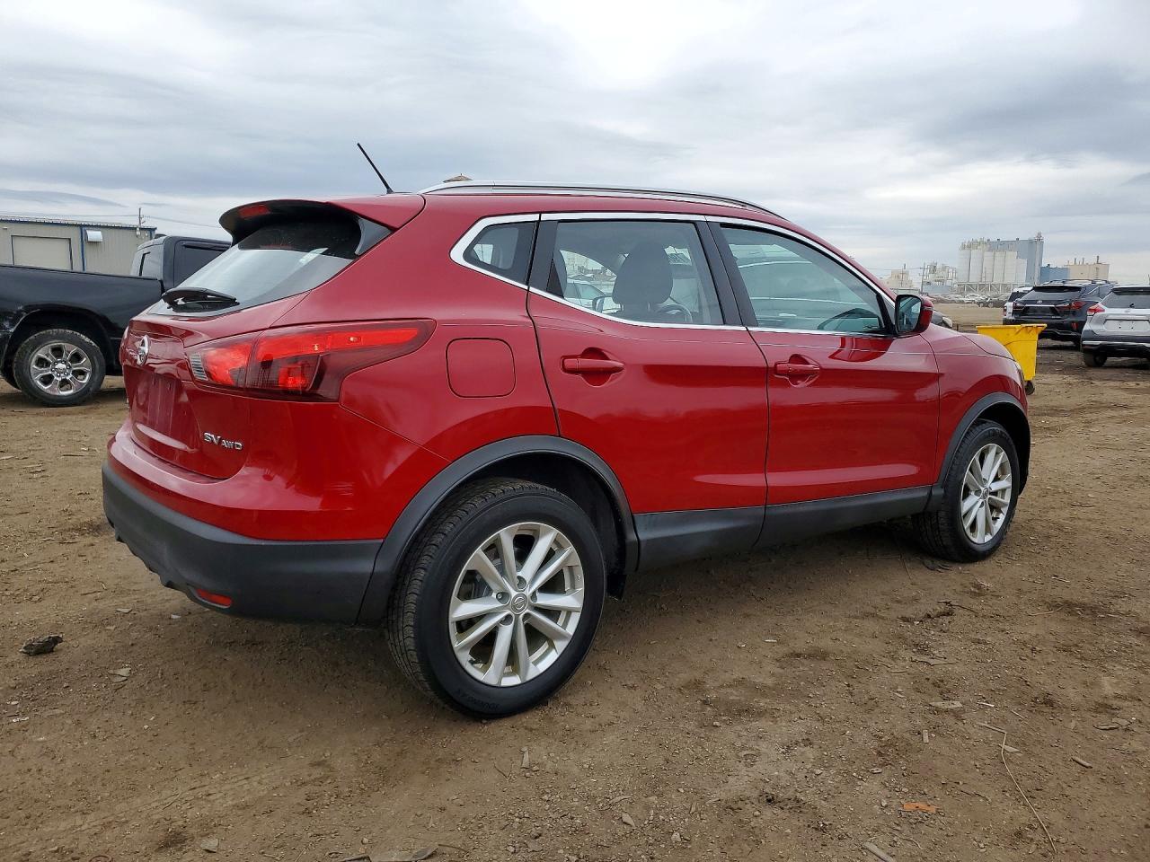 2018 Nissan Rogue Sport Sv - zdjęcie 3