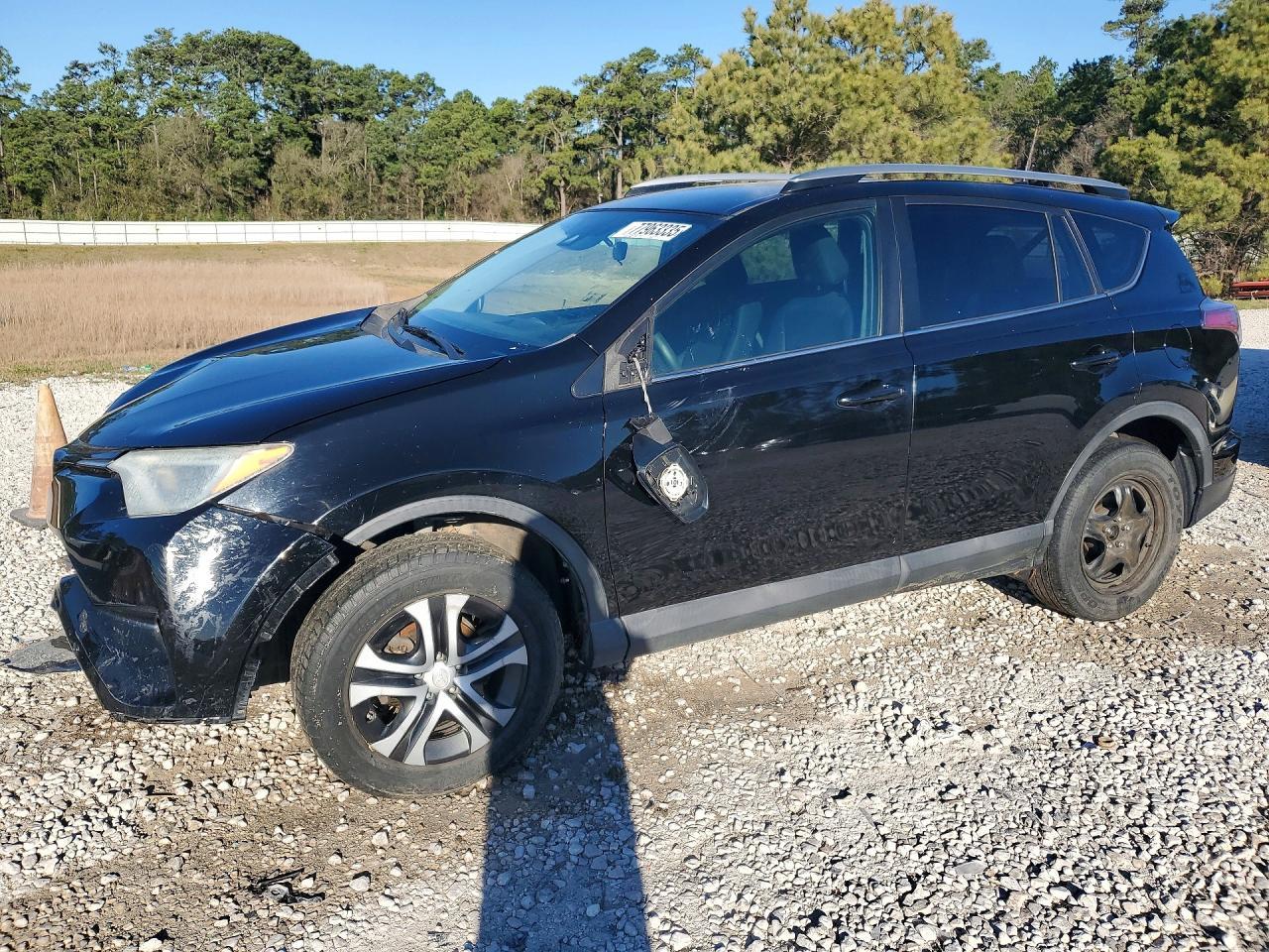 2018 Toyota Rav4 Le - zdjęcie główne