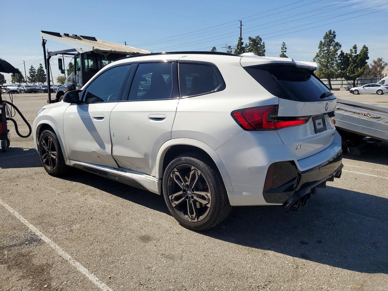 2025 BMW X1 M35I - zdjęcie 2