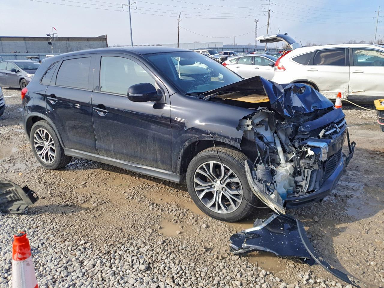 2019 Mitsubishi Outlander Sport Es - zdjęcie 4