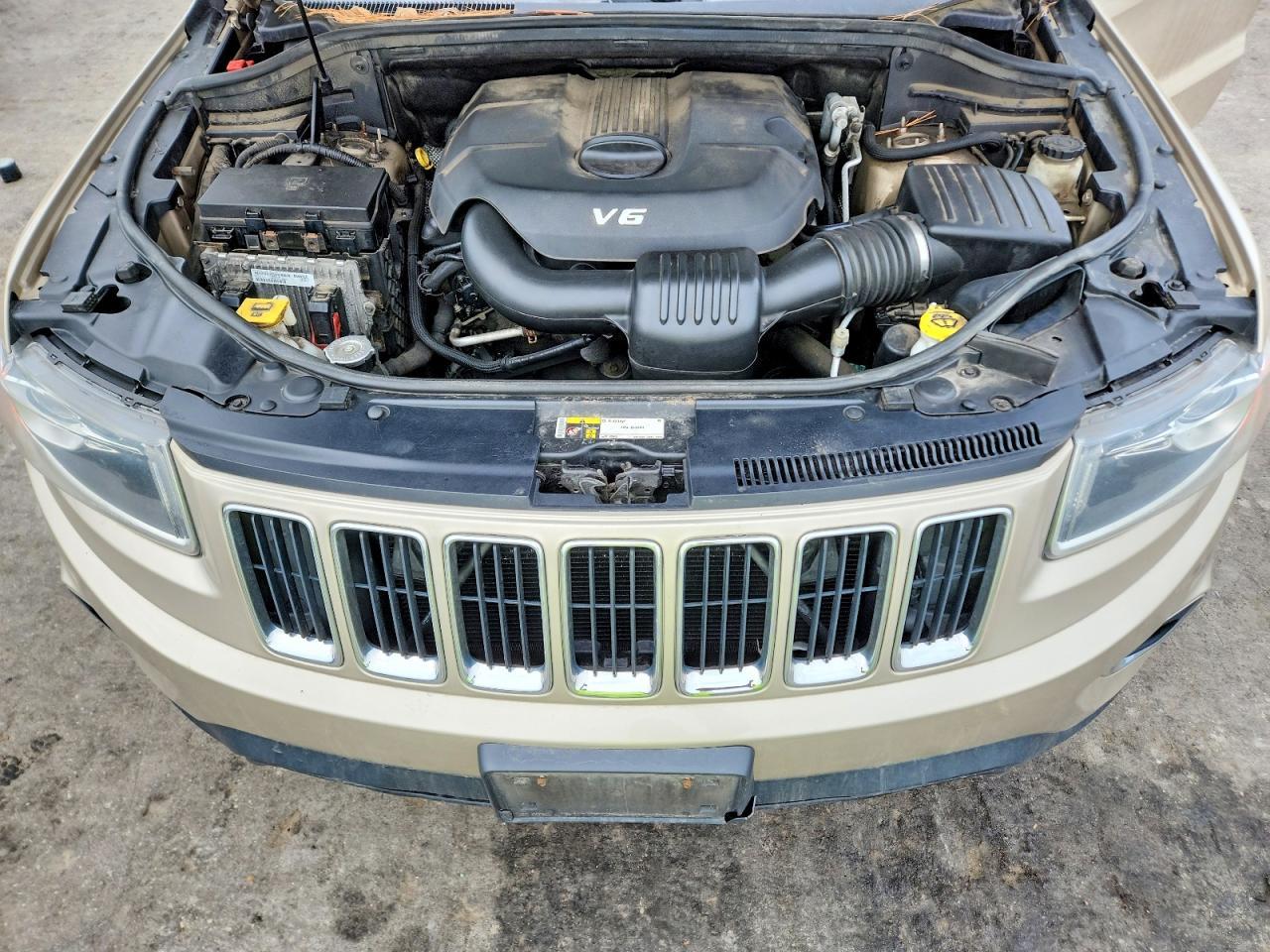 2015 Jeep Grand Cherokee Laredo - zdjęcie 11