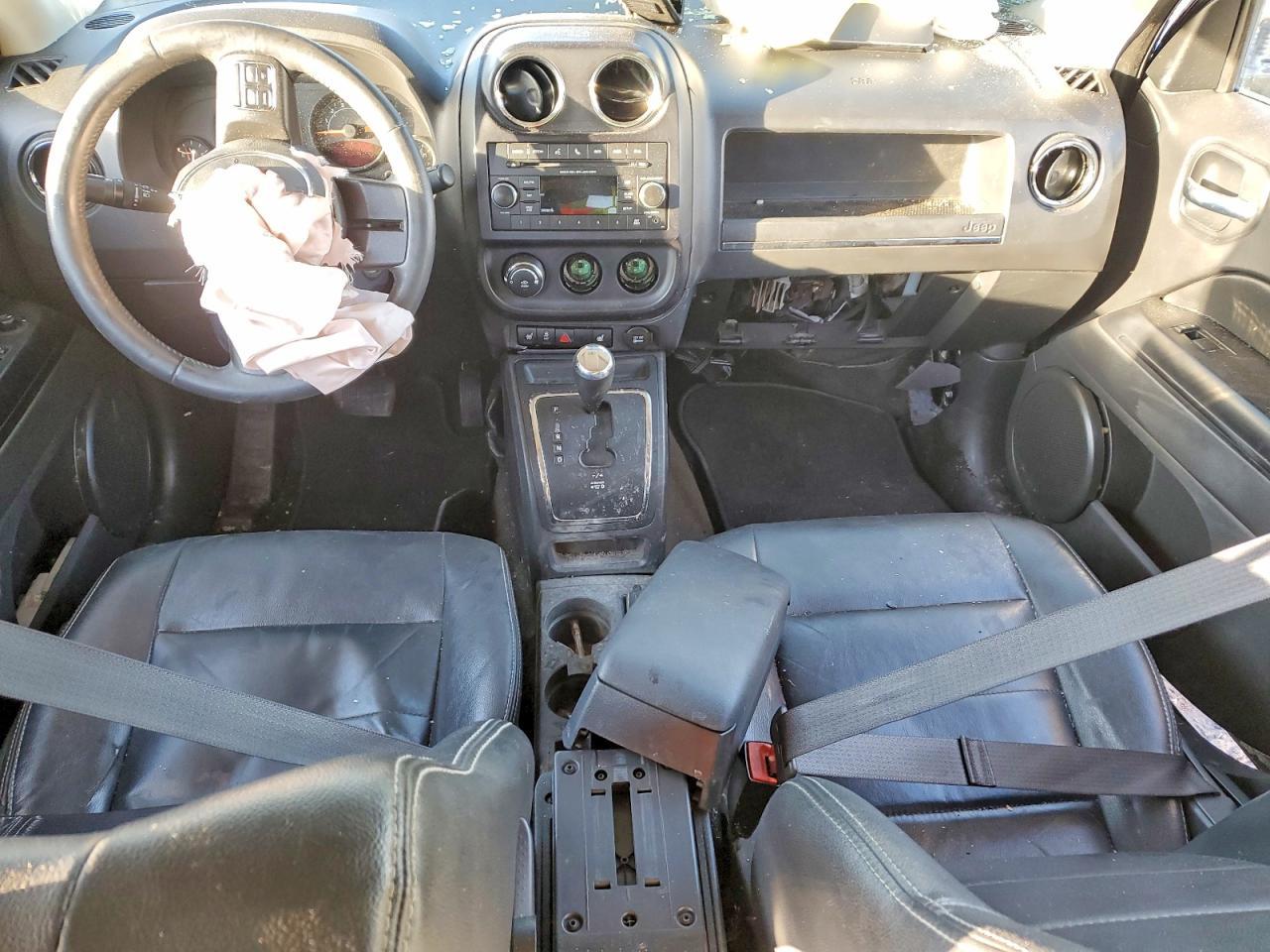 2015 Jeep Patriot Latitude - zdjęcie 8