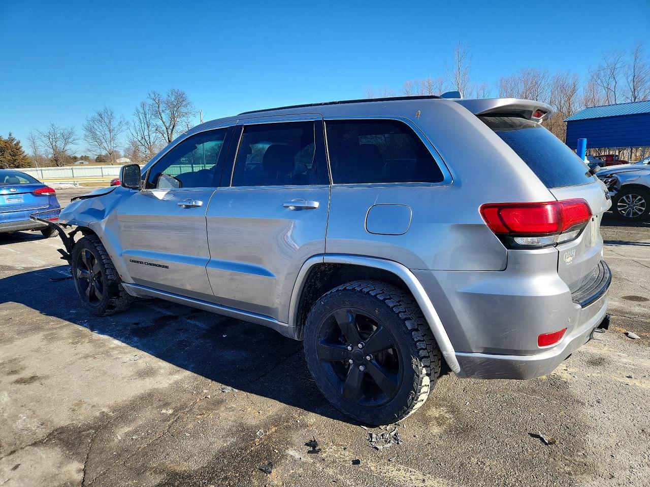 2015 Jeep Grand Cherokee Laredo - zdjęcie 2