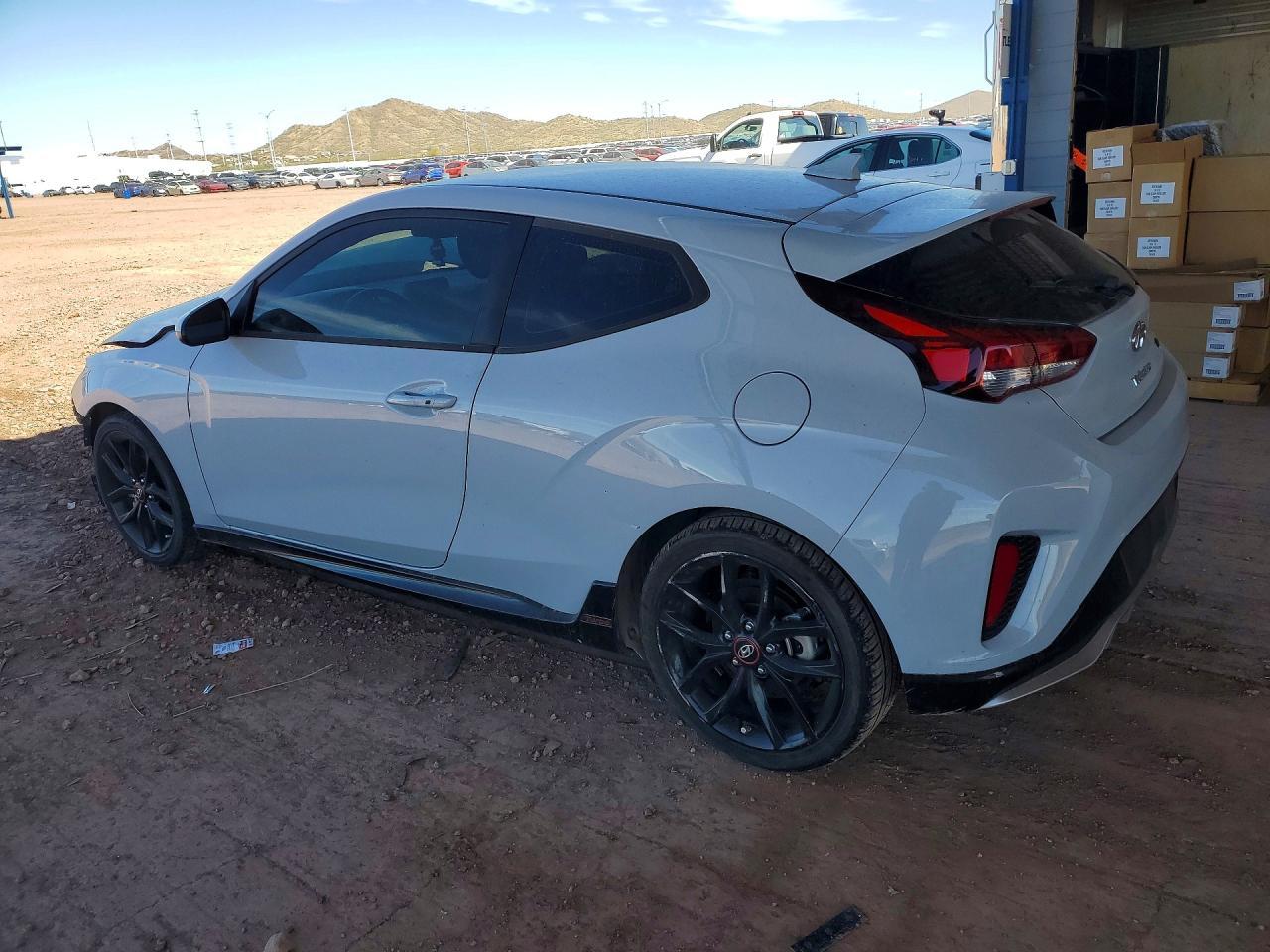 2020 Hyundai Veloster Turbo - zdjęcie 2