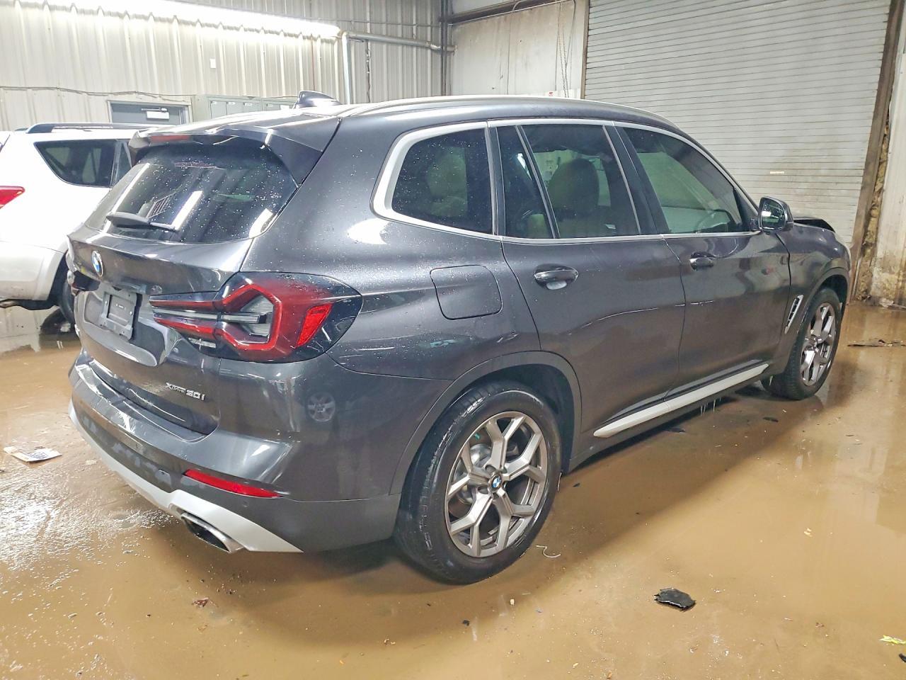 2024 BMW X3 xDrive30I - zdjęcie 3
