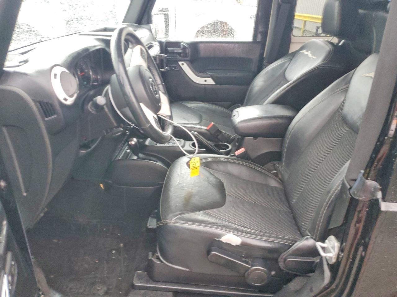 2015 Jeep Wrangler Sahara - zdjęcie 7