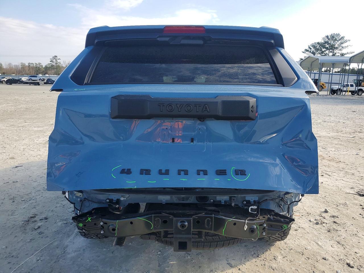 2025 Toyota 4Runner Sr5 - zdjęcie 6