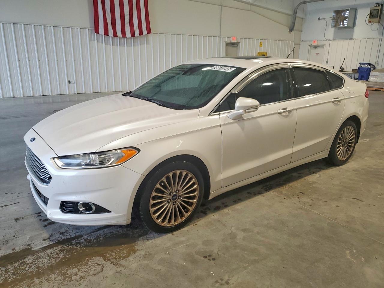 2016 Ford Fusion Titanium - zdjęcie główne